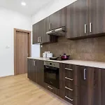 Verdant 1-bedroom In