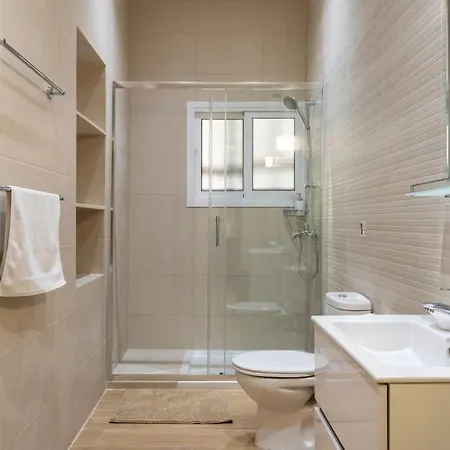 Verdant 1-bedroom In * לרנקה