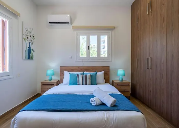 Verdant 1-bedroom In * Ларнака